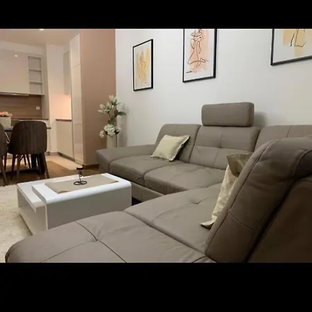 Waterfront Tower Apartment